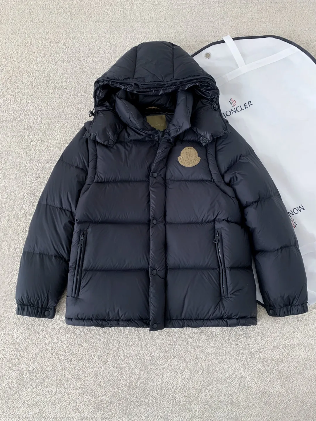P390 Premium 2026 Original 90 ！ Premium ， ， ， ， ， ， ， 。 ， 。 ， ， ， 。 Size：M-3XL